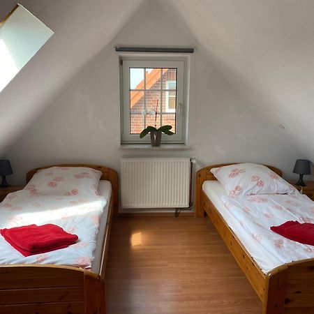 Ferienhaus Hooksiel Mit Sauna Und Kamin Schillig Luaran gambar